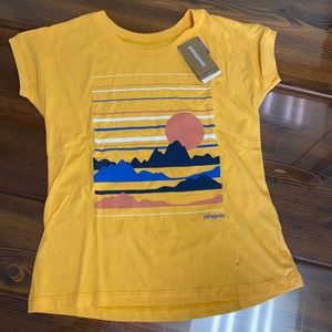 NWT Patagonia Girls Small Tee Organic Cotton